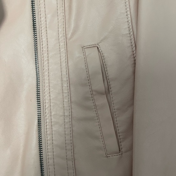 Beige-pink faux leather jacket - Picture 3 of 5